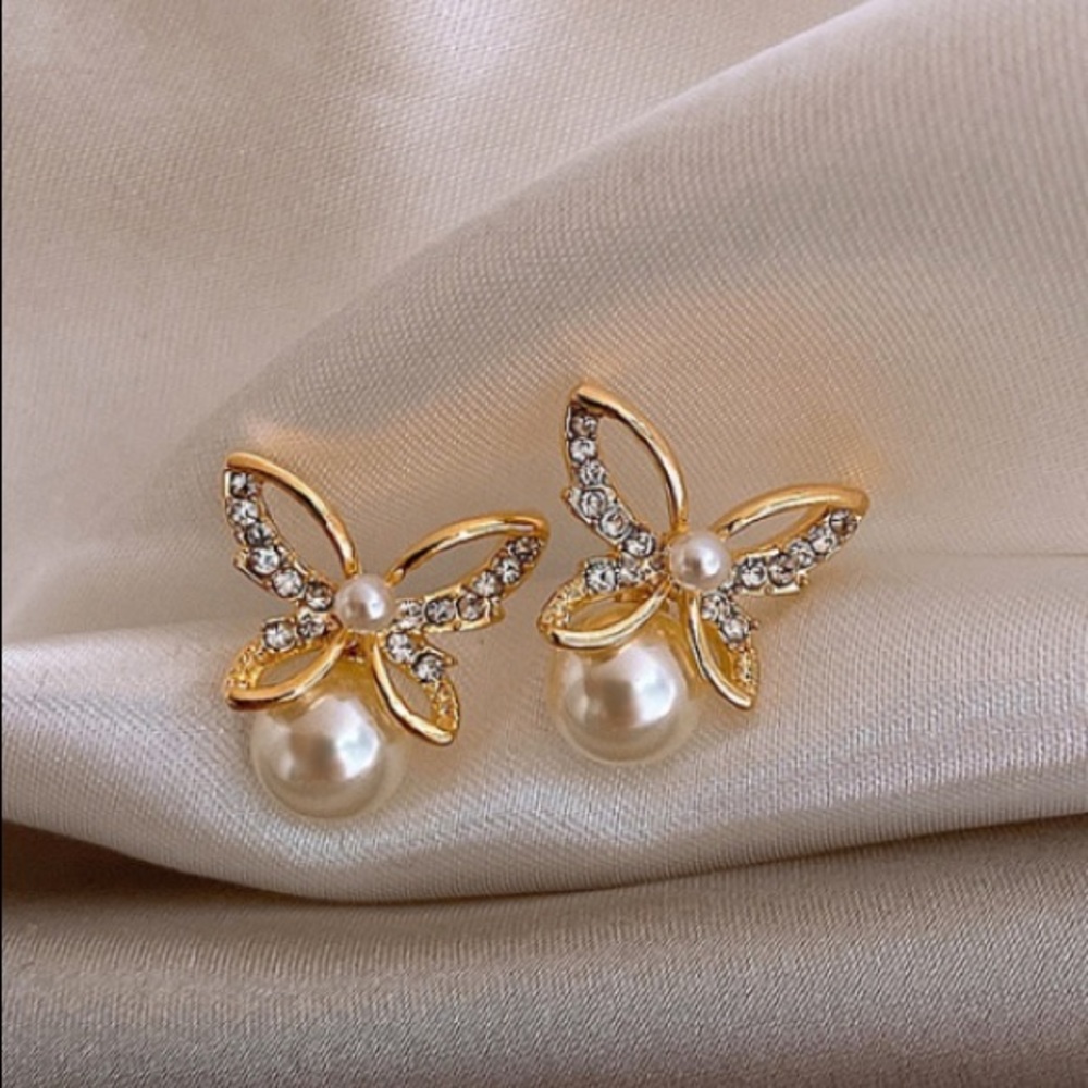 14K Yellow Gold Filled Butterfly Crystal CZ White Cultured Pearl Stud Earrings